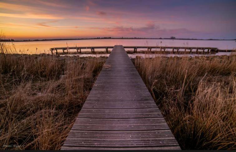 Vila Sari Steendam Exteriér fotografie